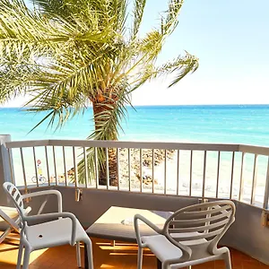 https://hotel-le-dauphin.fr-provencehotel.com