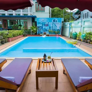 4* Hotel Mile
