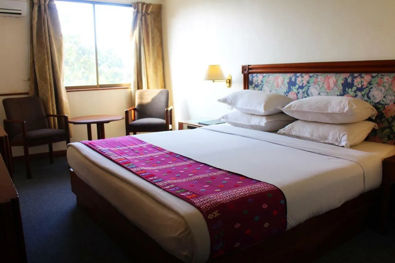 Alfa Hotel Yangon